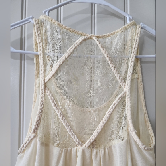 Altar'd State high low shirt - Picture 4 of 6